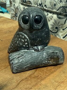 Wolf Originals soapstone wide eyed owl